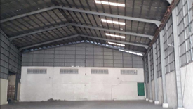 Warehouse / Factory for rent in Pinyahan, Metro Manila near MRT-3 Kamuning