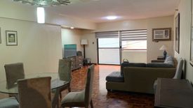 2 Bedroom Condo for rent in San Lorenzo, Metro Manila near MRT-3 Ayala