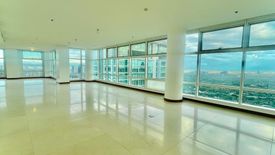 4 Bedroom Condo for sale in Two Roxas Triangle, Urdaneta, Metro Manila near MRT-3 Buendia