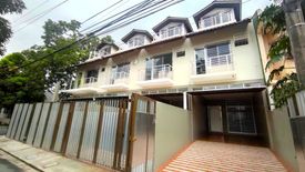 4 Bedroom Townhouse for sale in Pilar, Metro Manila