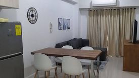 2 Bedroom Condo for sale in Urdaneta, Metro Manila near MRT-3 Ayala