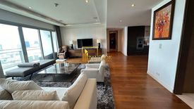 3 Bedroom Condo for sale in 185 Rajadamri, Langsuan, Bangkok near BTS Ratchadamri