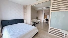 2 Bedroom Condo for sale in Noble Solo, Khlong Tan Nuea, Bangkok near BTS Thong Lo