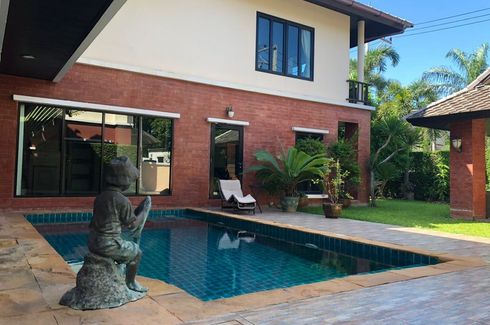 3 Bedroom House for sale in Na Kluea, Chonburi