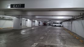 Commercial for sale in BGC, Metro Manila