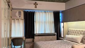 Condo for rent in San Lorenzo, Metro Manila