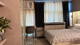 Condo for rent in San Lorenzo, Metro Manila