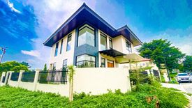 5 Bedroom House for sale in Almanza Dos, Metro Manila