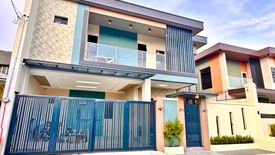 4 Bedroom House for sale in Talon Dos, Metro Manila