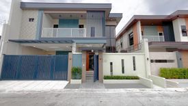 4 Bedroom House for sale in Talon Dos, Metro Manila