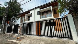 4 Bedroom House for sale in Talon Dos, Metro Manila