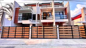 4 Bedroom Townhouse for sale in Talon Dos, Metro Manila