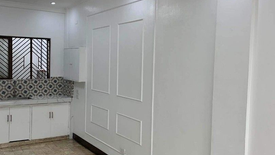 3 Bedroom Apartment for rent in Urdaneta, Metro Manila near MRT-3 Ayala