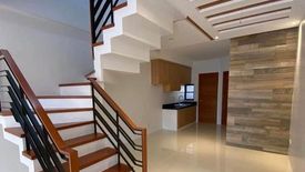 4 Bedroom Townhouse for sale in Manuyo Dos, Metro Manila