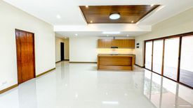 5 Bedroom House for sale in Talon Singko, Metro Manila