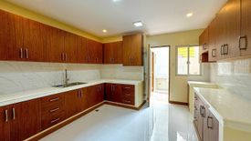 4 Bedroom House for sale in Talon Dos, Metro Manila