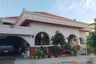 11 Bedroom House for sale in Loyola Heights, Metro Manila near LRT-2 Katipunan