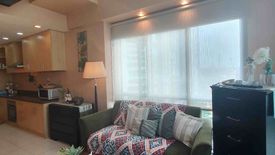 1 Bedroom Condo for sale in Joya Lofts and Towers, Rockwell, Metro Manila near MRT-3 Guadalupe