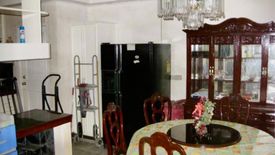 8 Bedroom House for sale in Moonwalk, Metro Manila