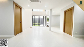 5 Bedroom House for sale in Lat Phrao, Bangkok