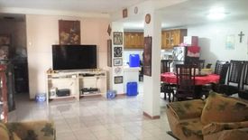 6 Bedroom House for sale in Talon Singko, Metro Manila