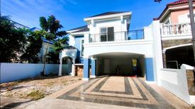 4 Bedroom House for sale in Almanza Dos, Metro Manila