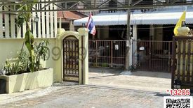 2 Bedroom House for rent in Phra Khanong, Bangkok near BTS On Nut