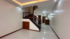 3 Bedroom Townhouse for sale in Almanza Uno, Metro Manila