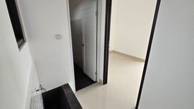 Townhouse dijual dengan 4 kamar tidur di Pagedangan, Banten