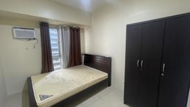 2 Bedroom Condo for rent in Urdaneta, Metro Manila near MRT-3 Ayala