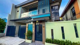 4 Bedroom House for sale in Talon Dos, Metro Manila