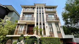 House for sale in McKinley Hill, Metro Manila