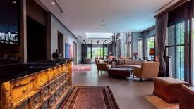 5 Bedroom House for sale in Khlong Tan Nuea, Bangkok near BTS Phrom Phong