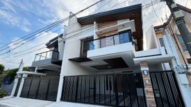 4 Bedroom Townhouse for sale in BF Resort Village, Talon Dos, Metro Manila