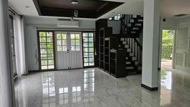 4 Bedroom House for rent in Baan Ladawan Srinakarin, Samrong Nuea, Samut Prakan near MRT Si Bearing