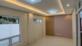 4 Bedroom House for sale in Sun Valley, Metro Manila