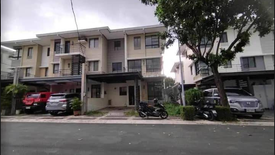 4 Bedroom House for sale in Pasong Tamo, Metro Manila