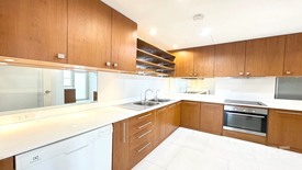 3 Bedroom Condo for sale in La Cascade, Khlong Tan Nuea, Bangkok near BTS Thong Lo