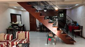 2 Bedroom House for sale in Guadalupe Viejo, Metro Manila near MRT-3 Guadalupe