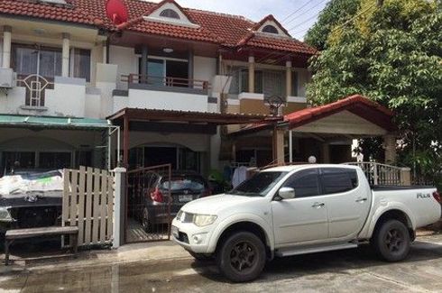 2 Bedroom Townhouse for sale in Khlong Song Ton Nun, Bangkok