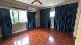 5 Bedroom House for rent in Dasmariñas North, Metro Manila near MRT-3 Ayala