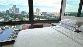 Condo for sale in San Lorenzo, Metro Manila