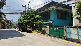 6 Bedroom House for sale in South Cembo, Metro Manila near MRT-3 Guadalupe