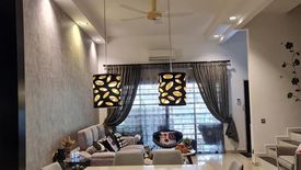 5 Bedroom House for sale in Desa Bayan, Pulau Pinang