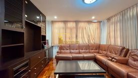 6 Bedroom House for rent in Khlong Tan Nuea, Bangkok near BTS Phrom Phong