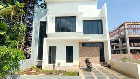 Rumah dijual dengan 3 kamar tidur di Sari Harjo, Yogyakarta