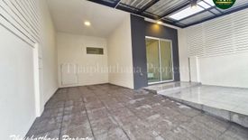 3 Bedroom Townhouse for sale in Bang Mueang, Samut Prakan