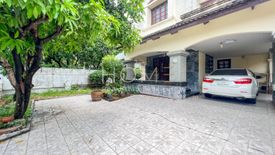 4 Bedroom House for sale in Tha Raeng, Bangkok