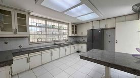 House for rent in Dasmariñas North, Metro Manila near MRT-3 Ayala