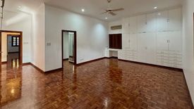 House for rent in Dasmariñas North, Metro Manila near MRT-3 Ayala